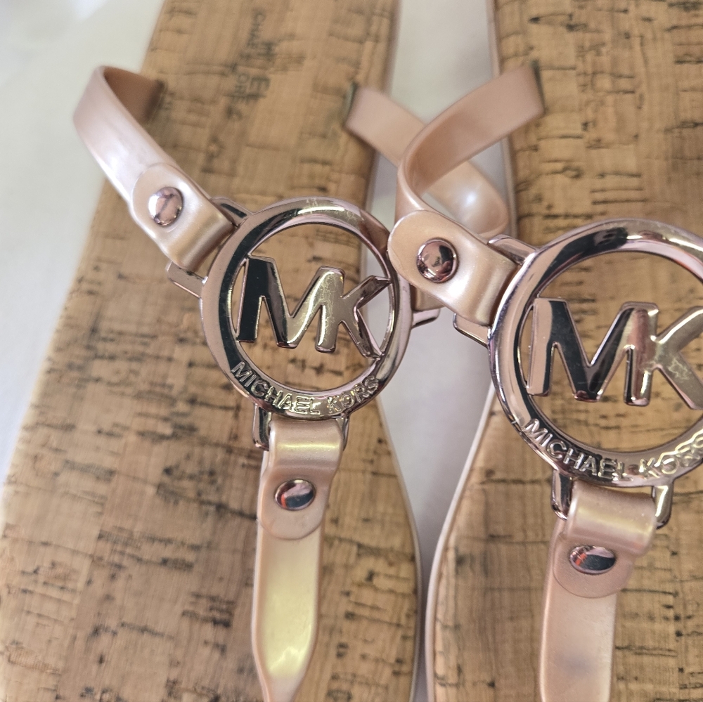 women's Michael Kors Copper jelly thong flip-flop sandals Size 8 - Picture 4 of 11